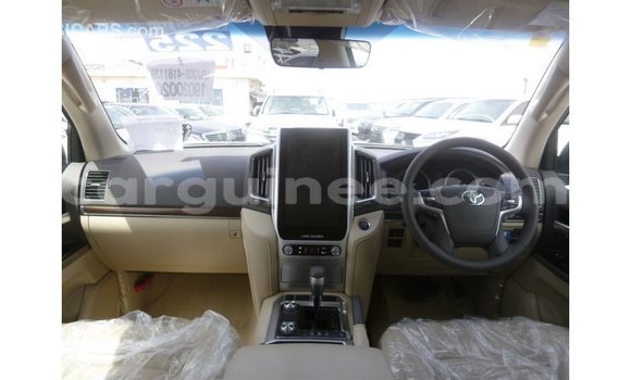 Acheter Import Voiture Toyota Land Cruiser Noir à Import - Dubai, Conakry Acheter Import Voiture Toyota Land Cruiser Noir à Import - Dubai, Conakry