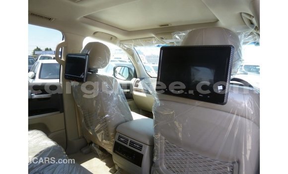 Acheter Import Voiture Toyota Land Cruiser Blanc à Import - Dubai, Conakry Acheter Import Voiture Toyota Land Cruiser Blanc à Import - Dubai, Conakry