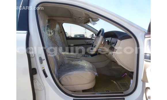 Acheter Import Voiture Mercedes-Benz 190 Blanc à Import - Dubai, Conakry Acheter Import Voiture Mercedes-Benz 190 Blanc à Import - Dubai, Conakry