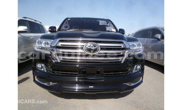 Buy Import Toyota Land Cruiser Black Car in Import - Dubai in Conakry Buy Import Toyota Land Cruiser Black Car in Import - Dubai in Conakry