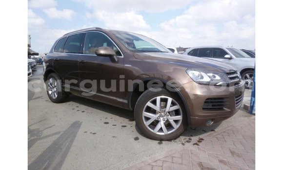 Acheter Import Voiture Volkswagen Touareg Marron à Import - Dubai, Conakry
