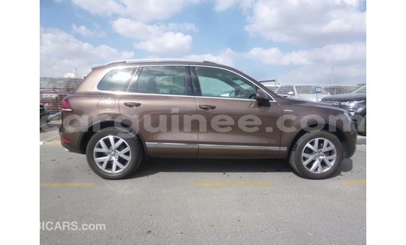 Buy Import Volkswagen Touareg Brown Car in Import - Dubai in Conakry Buy Import Volkswagen Touareg Brown Car in Import - Dubai in Conakry