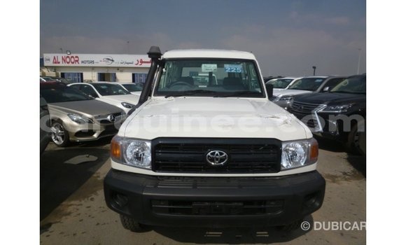 Buy Import Toyota Land Cruiser White Car in Import - Dubai in Conakry Buy Import Toyota Land Cruiser White Car in Import - Dubai in Conakry