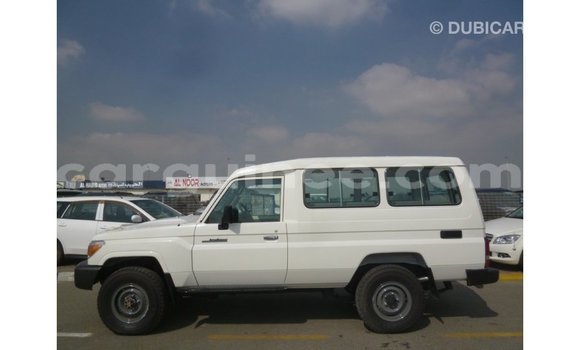 Buy Import Toyota Land Cruiser White Car in Import - Dubai in Conakry Buy Import Toyota Land Cruiser White Car in Import - Dubai in Conakry