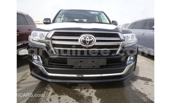 Acheter Import Voiture Toyota Land Cruiser Noir à Import - Dubai, Conakry Acheter Import Voiture Toyota Land Cruiser Noir à Import - Dubai, Conakry