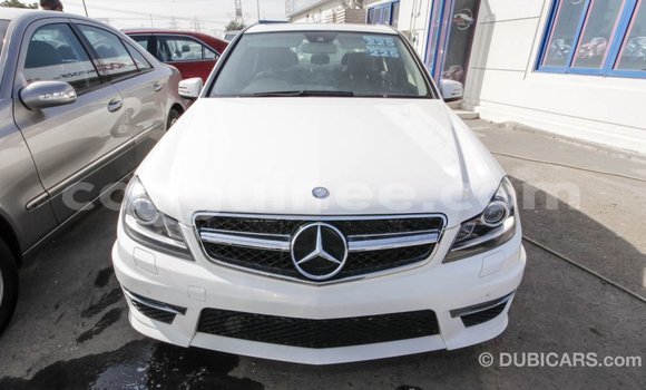 Buy Import Mercedes-Benz 200 White Car in Import - Dubai in Conakry Buy Import Mercedes-Benz 200 White Car in Import - Dubai in Conakry