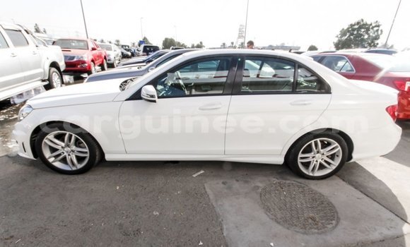 Buy Import Mercedes-Benz 200 White Car in Import - Dubai in Conakry Buy Import Mercedes-Benz 200 White Car in Import - Dubai in Conakry