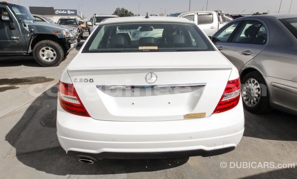 Buy Import Mercedes-Benz 200 White Car in Import - Dubai in Conakry Buy Import Mercedes-Benz 200 White Car in Import - Dubai in Conakry