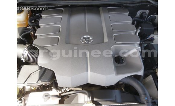 Buy Import Toyota Land Cruiser Black Car in Import - Dubai in Conakry Buy Import Toyota Land Cruiser Black Car in Import - Dubai in Conakry