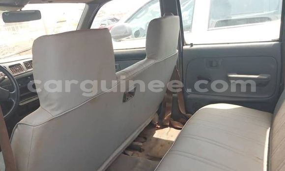 Acheter Occasion Voiture Toyota Hilux Blanc à Conakry, Conakry Acheter Occasion Voiture Toyota Hilux Blanc à Conakry, Conakry