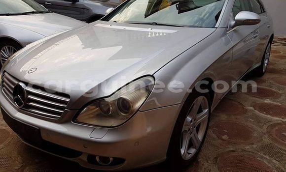 Acheter Occasion Voiture Mercedes-Benz CLS–Class Gris à Conakry, Conakry Acheter Occasion Voiture Mercedes-Benz CLS–Class Gris à Conakry, Conakry