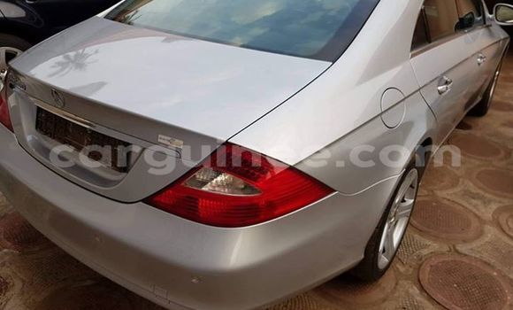 Acheter Occasion Voiture Mercedes-Benz CLS–Class Gris à Conakry, Conakry Acheter Occasion Voiture Mercedes-Benz CLS–Class Gris à Conakry, Conakry