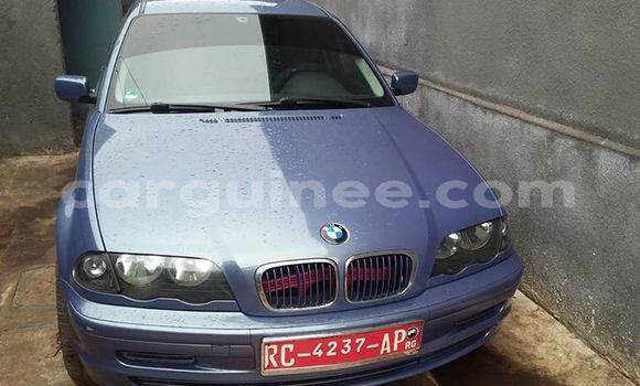 Acheter Occasion Voiture BMW 3–Series Bleu à Conakry, Conakry Acheter Occasion Voiture BMW 3–Series Bleu à Conakry, Conakry