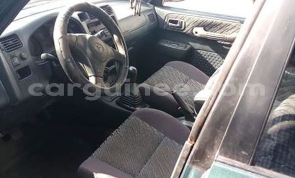 Acheter Occasion Voiture Toyota RAV4 Vert à Conakry, Conakry Acheter Occasion Voiture Toyota RAV4 Vert à Conakry, Conakry