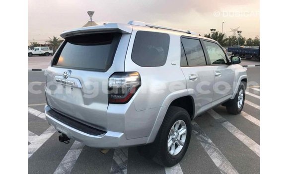 Acheter Import Voiture Toyota 4Runner Autre à Import - Dubai, Conakry Acheter Import Voiture Toyota 4Runner Autre à Import - Dubai, Conakry