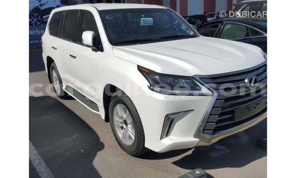 Acheter Import Voiture Lexus LX Blanc à Import - Dubai, Conakry Acheter Import Voiture Lexus LX Blanc à Import - Dubai, Conakry