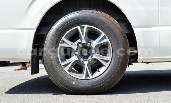 Buy Import Toyota Hiace White Car in Import - Dubai in Conakry Buy Import Toyota Hiace White Car in Import - Dubai in Conakry