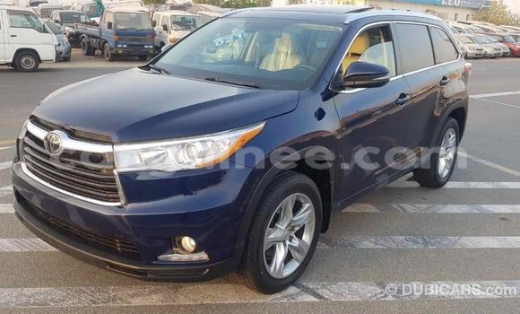 Acheter Import Voiture Toyota Highlander Bleu à Import - Dubai, Conakry Acheter Import Voiture Toyota Highlander Bleu à Import - Dubai, Conakry