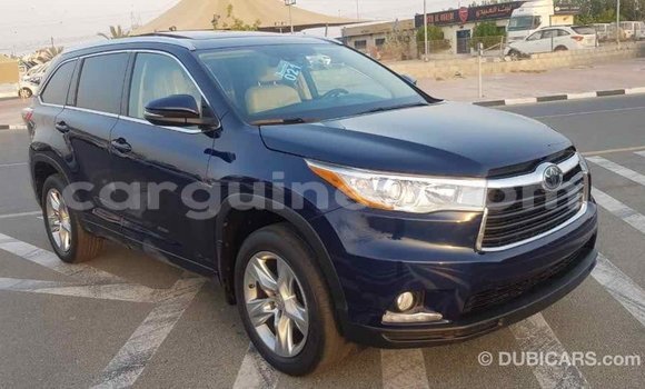 Acheter Import Voiture Toyota Highlander Bleu à Import - Dubai, Conakry Acheter Import Voiture Toyota Highlander Bleu à Import - Dubai, Conakry