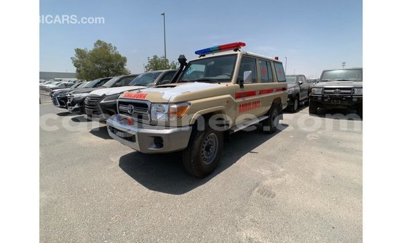 Buy Import Toyota Land Cruiser White Car in Import - Dubai in Conakry Buy Import Toyota Land Cruiser White Car in Import - Dubai in Conakry