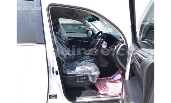 Buy Import Lexus LX White Car in Import - Dubai in Conakry Buy Import Lexus LX White Car in Import - Dubai in Conakry