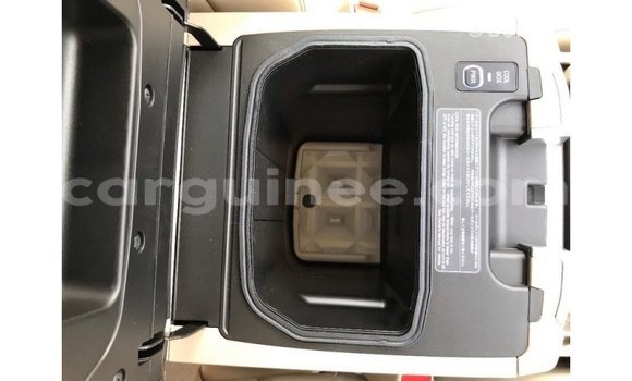 Acheter Import Voiture Toyota Land Cruiser Noir à Import - Dubai, Conakry Acheter Import Voiture Toyota Land Cruiser Noir à Import - Dubai, Conakry