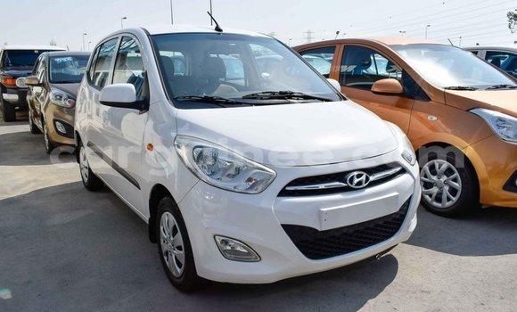 Buy Import Hyundai i10 White Car in Import - Dubai in Conakry Buy Import Hyundai i10 White Car in Import - Dubai in Conakry