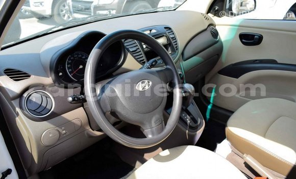 Buy Import Hyundai i10 White Car in Import - Dubai in Conakry Buy Import Hyundai i10 White Car in Import - Dubai in Conakry