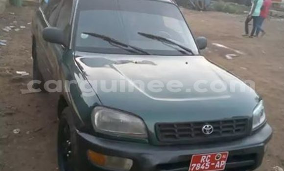 Buy Used Toyota RAV4 Green Car in Conakry in Conakry Buy Used Toyota RAV4 Green Car in Conakry in Conakry
