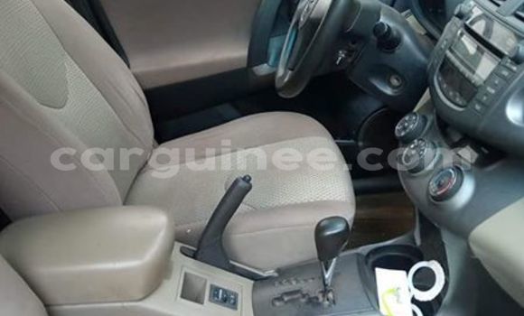 Buy Used Toyota RAV4 Blue Car in Conakry in Conakry Buy Used Toyota RAV4 Blue Car in Conakry in Conakry