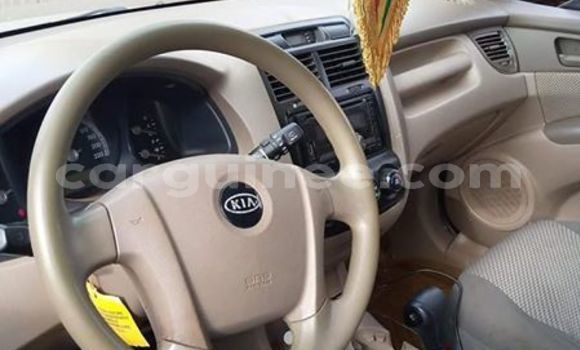 Buy Used Kia Sportage Silver Car in Conakry in Conakry Buy Used Kia Sportage Silver Car in Conakry in Conakry