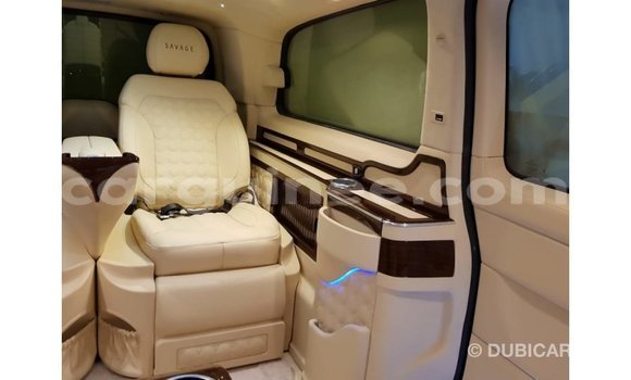 Buy Import Mercedes-Benz 250 Black Car in Import - Dubai in Conakry Buy Import Mercedes-Benz 250 Black Car in Import - Dubai in Conakry