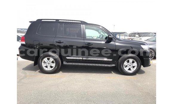 Buy Import Toyota Land Cruiser Black Car in Import - Dubai in Conakry Buy Import Toyota Land Cruiser Black Car in Import - Dubai in Conakry