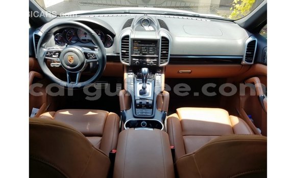 Buy Import Porsche Cayenne White Car in Import - Dubai in Conakry Buy Import Porsche Cayenne White Car in Import - Dubai in Conakry