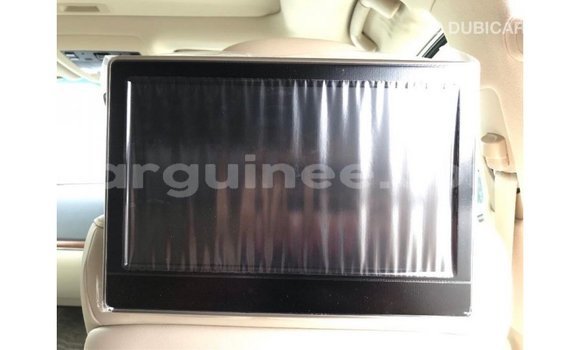 Buy Import Toyota Land Cruiser White Car in Import - Dubai in Conakry Buy Import Toyota Land Cruiser White Car in Import - Dubai in Conakry