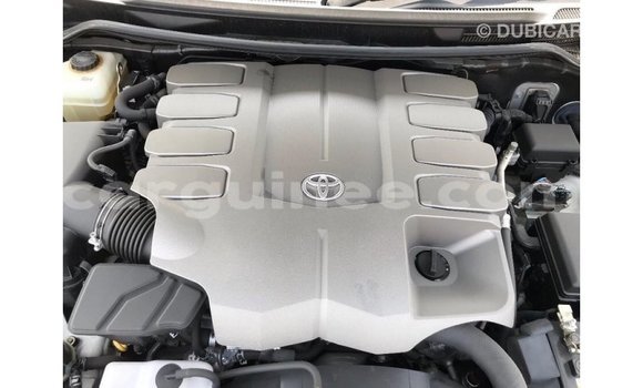 Buy Import Toyota Land Cruiser White Car in Import - Dubai in Conakry Buy Import Toyota Land Cruiser White Car in Import - Dubai in Conakry