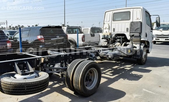 Buy Import Mercedes-Benz 190 White Car in Import - Dubai in Conakry Buy Import Mercedes-Benz 190 White Car in Import - Dubai in Conakry