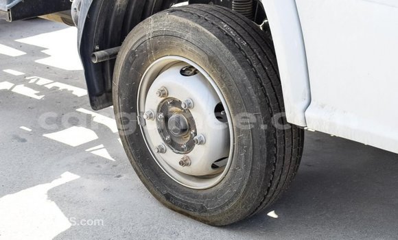 Buy Import Mercedes-Benz 190 White Car in Import - Dubai in Conakry Buy Import Mercedes-Benz 190 White Car in Import - Dubai in Conakry