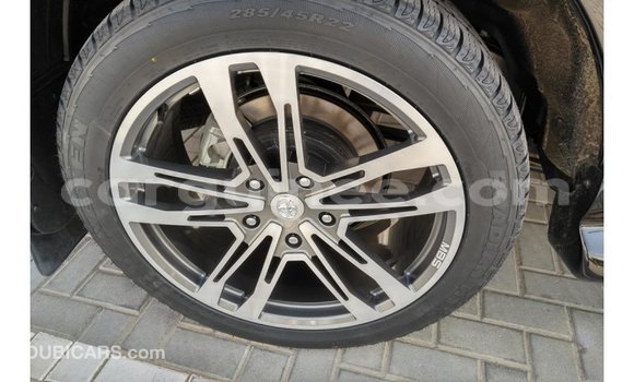 Acheter Import Voiture Toyota Land Cruiser Noir à Import - Dubai, Conakry Acheter Import Voiture Toyota Land Cruiser Noir à Import - Dubai, Conakry