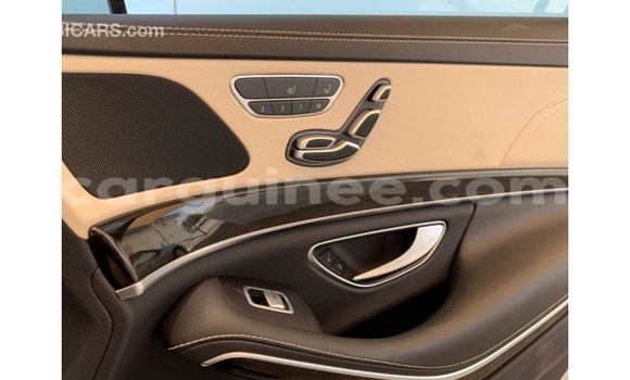 Acheter Import Voiture Mercedes-Benz 190 Blanc à Import - Dubai, Conakry Acheter Import Voiture Mercedes-Benz 190 Blanc à Import - Dubai, Conakry