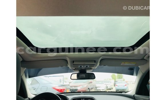 Acheter Import Voiture Jaguar XE Rouge à Import - Dubai, Conakry Acheter Import Voiture Jaguar XE Rouge à Import - Dubai, Conakry