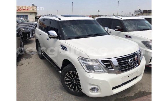 Acheter Import Voiture Nissan Patrol Blanc à Import - Dubai, Conakry Acheter Import Voiture Nissan Patrol Blanc à Import - Dubai, Conakry