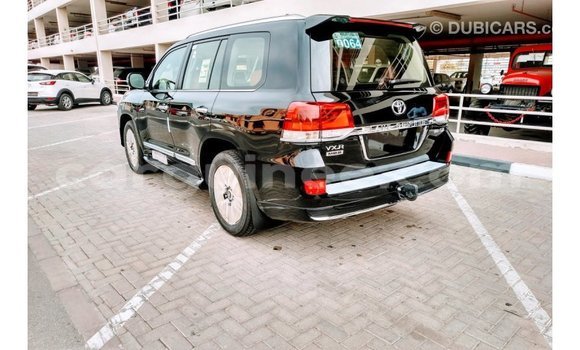 Acheter Import Voiture Toyota Land Cruiser Noir à Import - Dubai, Conakry Acheter Import Voiture Toyota Land Cruiser Noir à Import - Dubai, Conakry