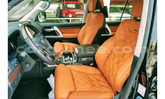 Acheter Import Voiture Toyota Land Cruiser Noir à Import - Dubai, Conakry Acheter Import Voiture Toyota Land Cruiser Noir à Import - Dubai, Conakry