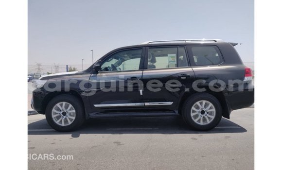 Buy Import Toyota Land Cruiser Other Car in Import - Dubai in Conakry Buy Import Toyota Land Cruiser Other Car in Import - Dubai in Conakry