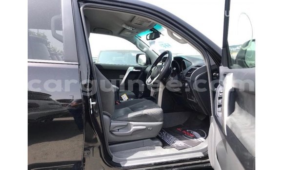 Buy Import Toyota Land Cruiser Black Car in Import - Dubai in Conakry Buy Import Toyota Land Cruiser Black Car in Import - Dubai in Conakry