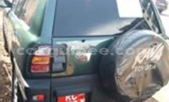 Buy Used Toyota RAV4 Green Car in Conakry in Conakry Buy Used Toyota RAV4 Green Car in Conakry in Conakry