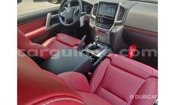 Buy Import Toyota Land Cruiser Black Car in Import - Dubai in Conakry Buy Import Toyota Land Cruiser Black Car in Import - Dubai in Conakry