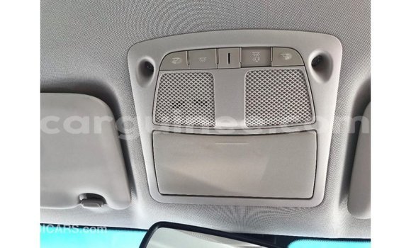 Acheter Import Voiture Mercedes-Benz 250 Bleu à Import - Dubai, Conakry Acheter Import Voiture Mercedes-Benz 250 Bleu à Import - Dubai, Conakry