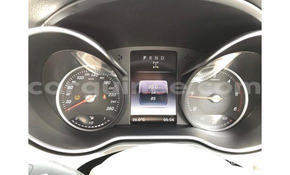 Acheter Import Voiture Mercedes-Benz 250 Bleu à Import - Dubai, Conakry Acheter Import Voiture Mercedes-Benz 250 Bleu à Import - Dubai, Conakry